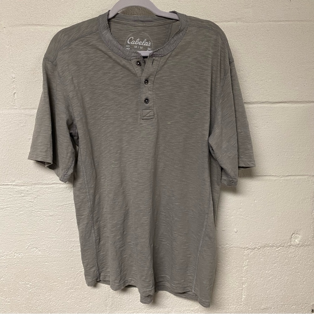 Cabela's Men’s Gray Short Sleeve Tee Size Medium
